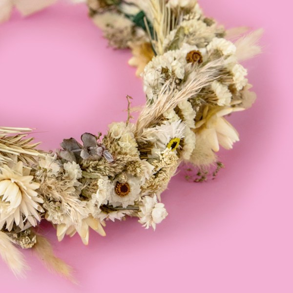 Neutral White dried flower crown. Luxury preserved flower crown. Everlasting rustic boho floral headpiece for weddings, brides, bridesmaids and even festivals. Handmade headband