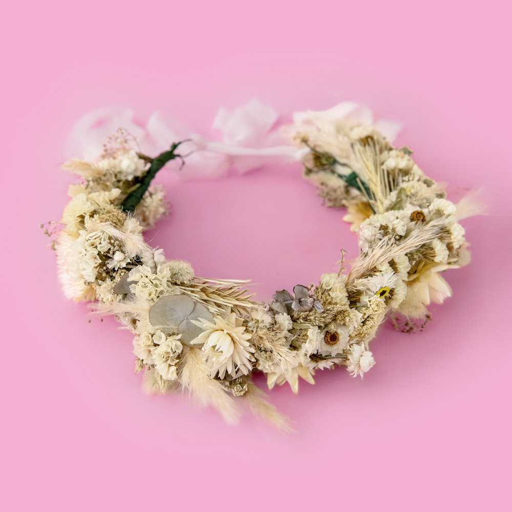 Neutral White dried flower crown. Luxury preserved flower crown. Everlasting rustic boho floral headpiece for weddings, brides, bridesmaids and even festivals. Handmade headband