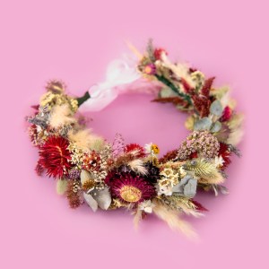 Red dried flower crown. Luxury preserved flower crown. Everlasting rustic boho floral headpiece for weddings, brides, bridesmaids and even festivals. Handmade headband